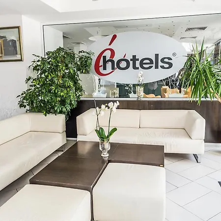 Hotell Perla 3*